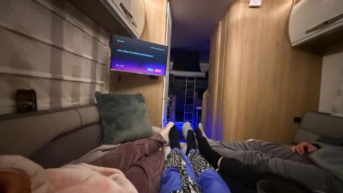 Davina – Luxury 2021 Roller Team 746 - 6 Berth 5 Seatbelts - Adventure Awaits!