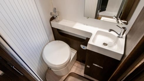 RILex – Brand new (2023) family mobile home for 4 people, luxury Benimar.