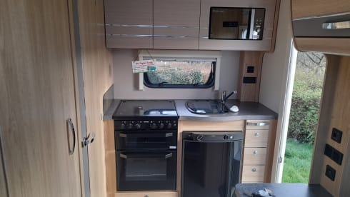 Happy Days – Wohnmobil mit 2 Schlafplätzen