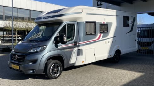 Verhuurmaatjes – 4p Rapido semi-integrated uit 2018