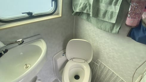 Albano – 2p Fiat campervan uit 2001