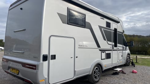 5 berth Adria Supreme SC 