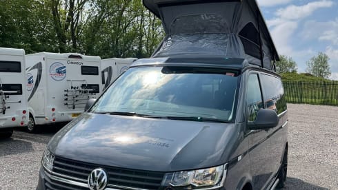 YS22RYH NOMAD Romford –  4 Berth Nomad Camper - Romford