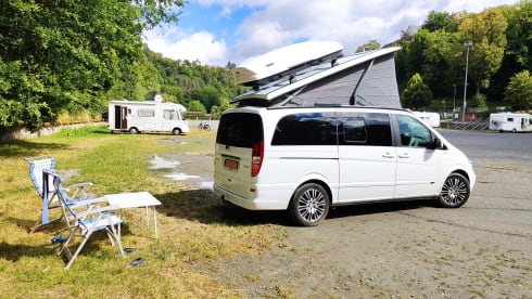 Camper Cruiser – Viano Fun Westfalia - Comfortable and compact cruising with a spacious accommodation.