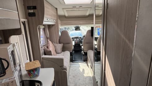 Elddis – elddis supreme 194 (4) berth motorhome  