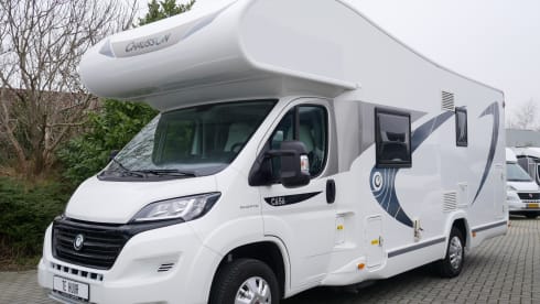 Chausson C656 Alcove, 6 Seats/Berths