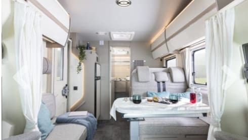 Elina – Ahorn Canada AE