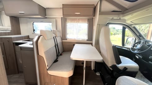 Carado T338-3 – Discover SPAIN by camper! Rent a Carado MODEL 2021 now