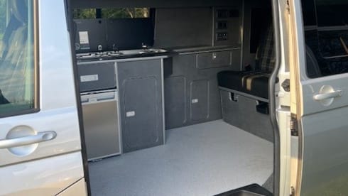 The RAMBLER – 4 berth Volkswagen campervan from 2020
