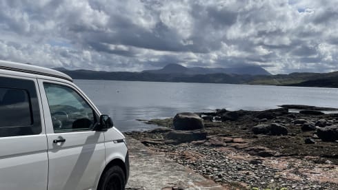 Geronimo  – 4 berth Volkswagen campervan from 2020