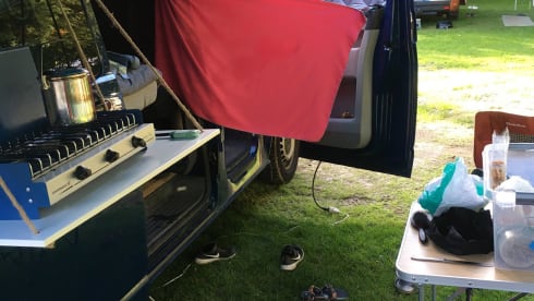 Frances – 2p Volkswagen campervan uit 2017