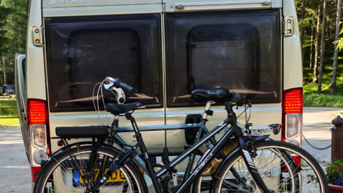 Hymer Car 322 Off-Grid-Campervan für 2 Personen