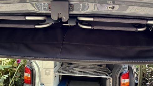 Off-grid – Camper Volkswagen per 4 persone del 2013