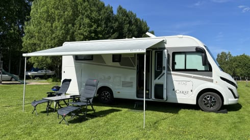 McLouis Carat 873 - Modello 2023 - Completamente attrezzato - 4/5 persone