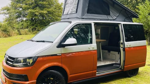 Glen Roamer – 4 berth Volkswagen T6 Campervan Rental Perthshire Scotland