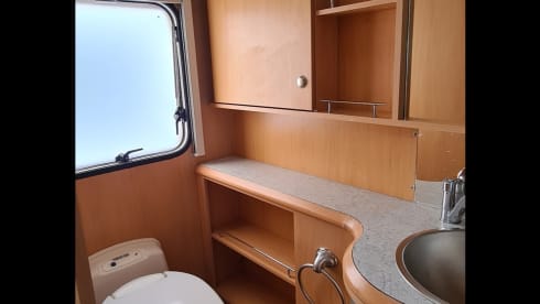 Compact and cosy 2 berth Motorhome 