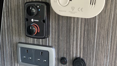 4 berth Volkswagen T5.1 campervan 2014