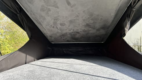 Bolt – 5 berth Mercedes-Benz Sprinter Van 2016
