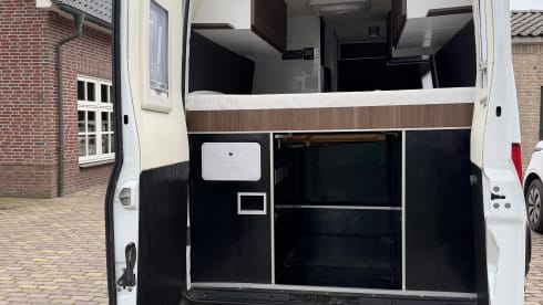 Professionele zelfbouw camper
