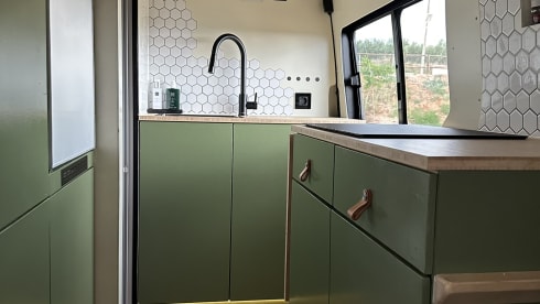 Sprinter – Luxury Mercedes Sprinter campervan