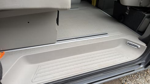 Off-grid – Camper Volkswagen per 4 persone del 2013