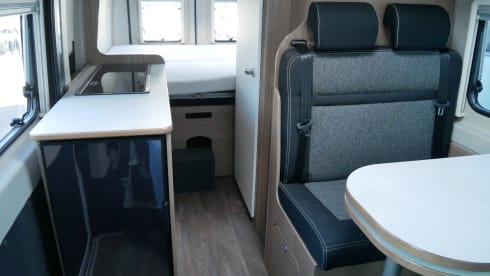 4-person Carado bus from 2020