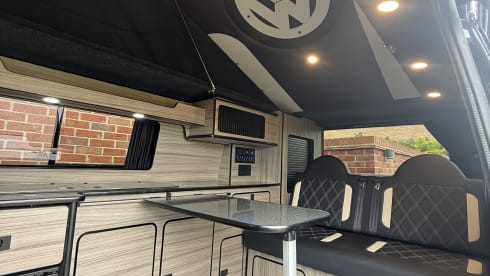 Tigger The Transporter – 4 berth Volkswagen T6.1 2020