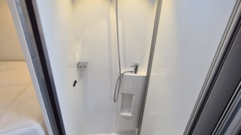 G650GJ – 4p Pilot integral 