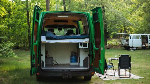 The Green House – Ein eigenständiger Luxus-Renault Master mit zwei Schlafplätzen!