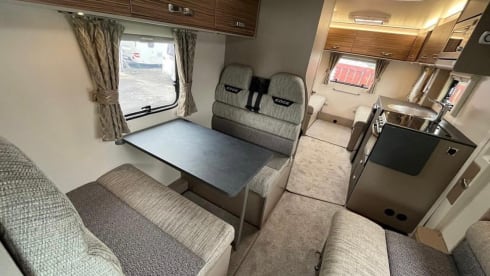 The privilege motorhome  – 6 berth Fiat alcove from 2021