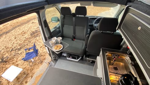 Corrie – Beyond Camping VW 4 Berth Camper