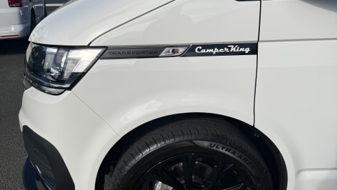 VW Campervan SWB – VW Transporter 6.1 | Camper King Brand New Conversion 