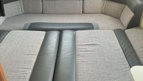 VanGough – 6 berth Fiat alcove from 2019
