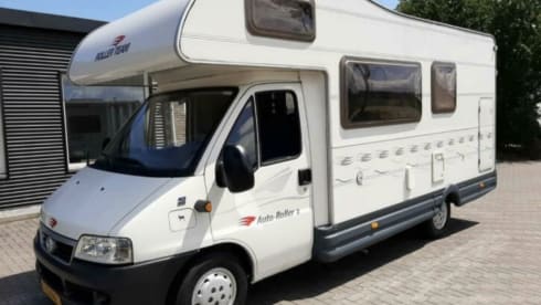 Rola – Neat and well maintained Autoroller camper