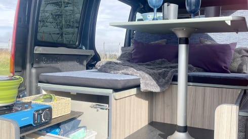 Kelpie – Amazing micro camper for Scottish adventures 