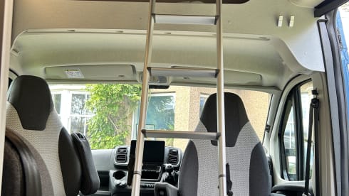 Hymer-bus met 4 slaapplaatsen vanaf 2022