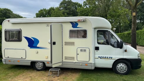 Elnagh Marlin – 4p Fiat semi-integrated uit 2001