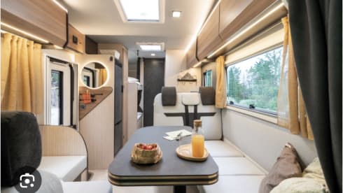 Bobbie – 6p Rimor alcove uit 2025