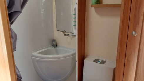 Ann Oak – 6 people motorhome