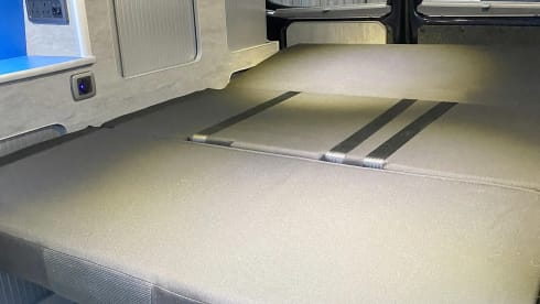 VW Camper with pop-top & triple rear seat