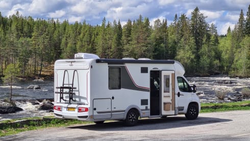 Enjoy comfort and freedom with this new semi-integrated camper