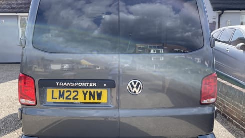 The Grey Horizon – 4 berth Volkswagen T6.1 LWB campervan from 2022