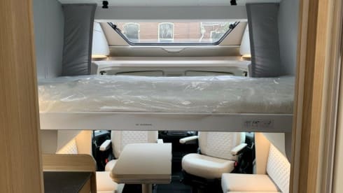 4p Adria Mobil Matrix 670 DC semi-integrated from 2022