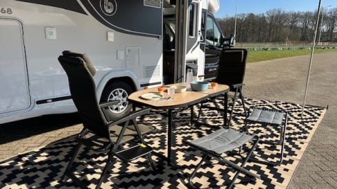 4p Benimar semi-integrated uit 2024