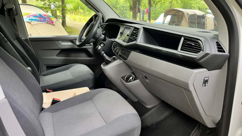 Ventje Avocado – Guy Avocado '24; 4p Volkswagen camper van from 2024