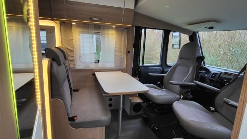 4-person Carado I 338 integral 