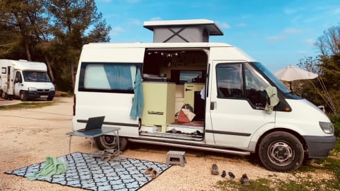 Loes – Ford transit camperbus (2p)