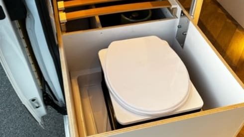 Try Vanlife – Prova Vanlife! nel nostro Fiat ducato fuori rete (letto fisso grande)