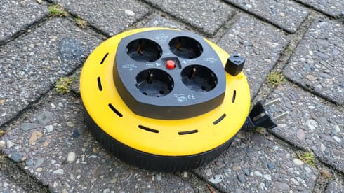 Very neat, luxurious and complete Chausson Allegro 68 with 4 sleeping places.