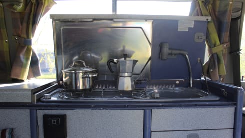 Lisanne – Bus Volkswagen T4 compact et fiable 2/4 personnes